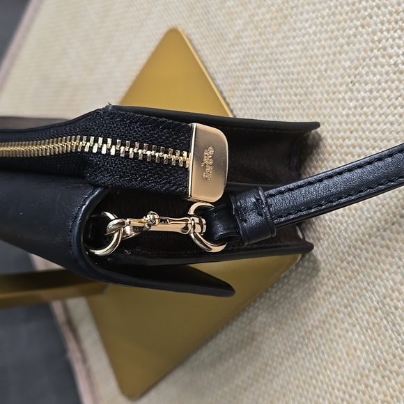 Coach Black and Brown Clutch/Crossbody Bag EUC - Picture 9 of 14